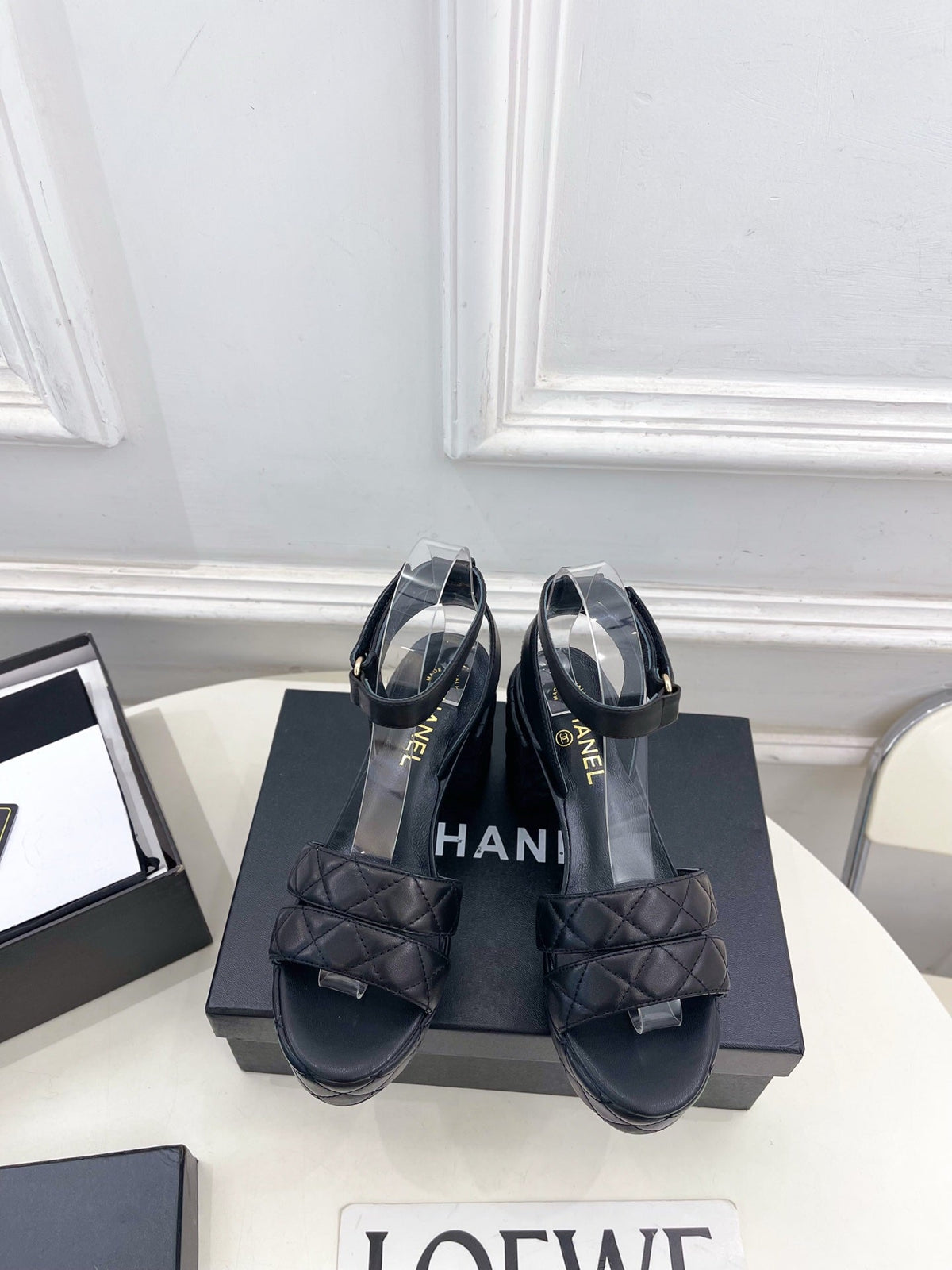 CC 26s HighHeeled Platform Sandals 85 Black Sheepskin 631867