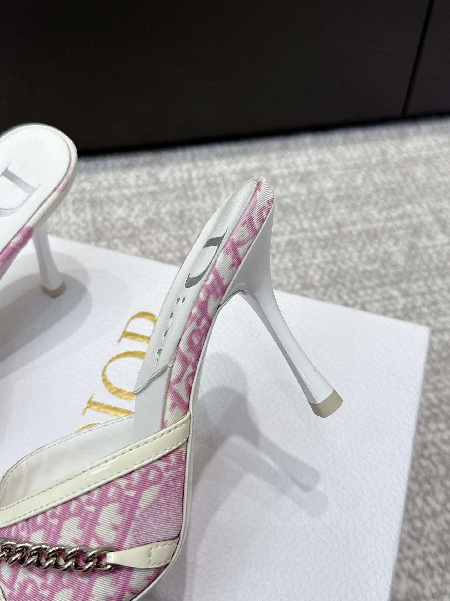 CD 26s High Heels Sandals 85 White Pink Fabric Cowhide 661471