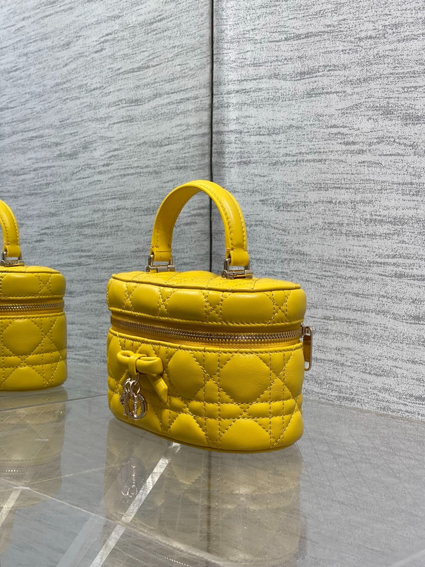 CD 2026 Vanity Bag 17.5cm Yellow Cannage Lambskin 286426