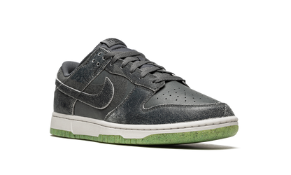 Dunk Low Retro PRM "Halloween 2022" DQ7681 001
