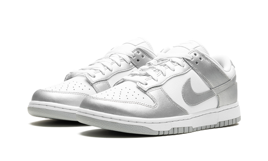 DUNK LOW WMNS "Metallic Silver" FV1311 100