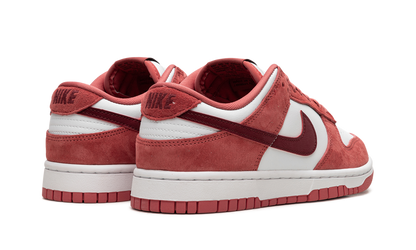 DUNK LOW WMNS "Valentine's Day" FQ7056 100