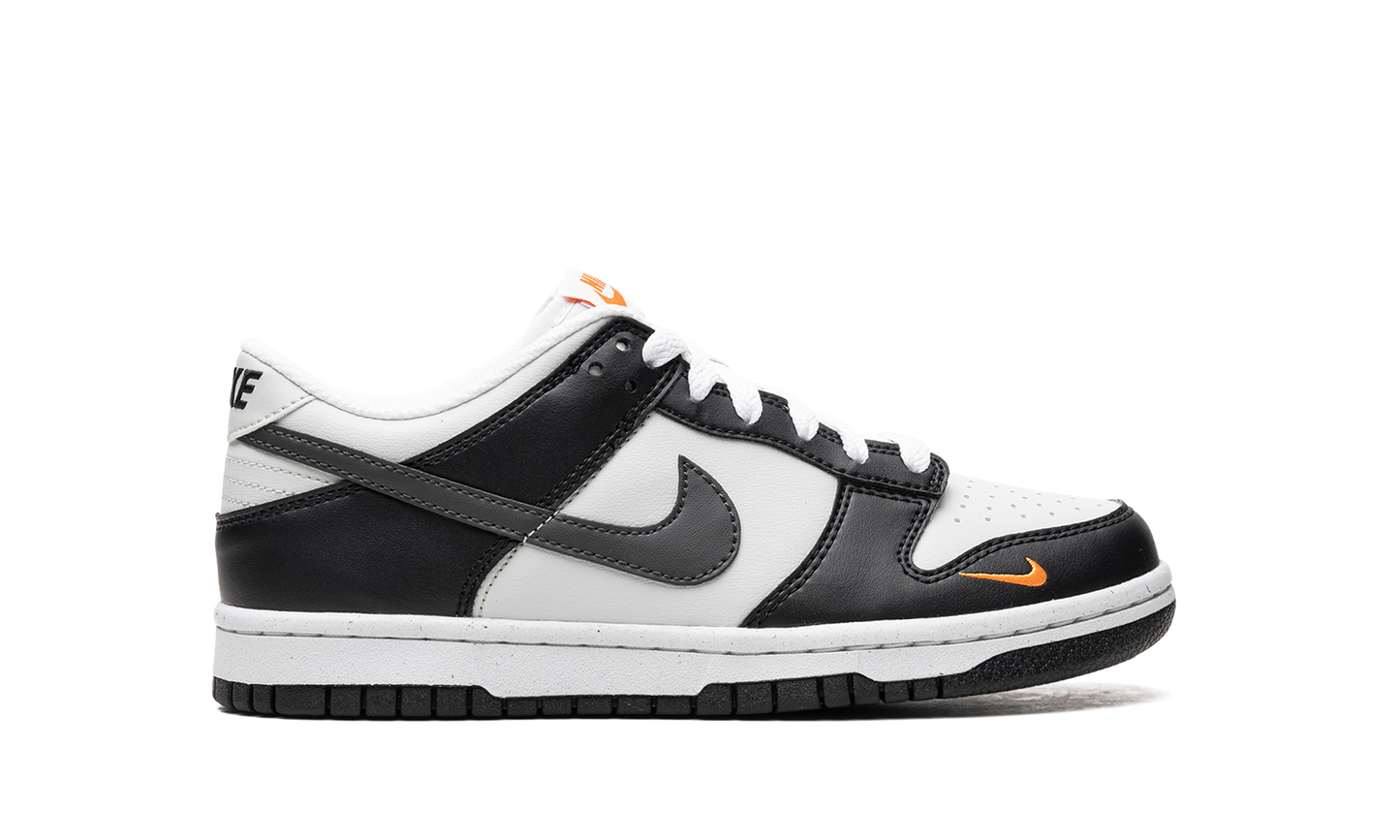 Dunk Low Next Nature GS "Black Bright Mandarin" FN7784 001