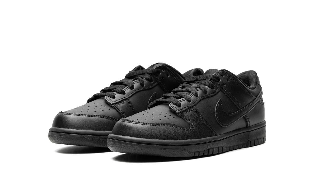 Dunk Low GS "Triple Black" FB9109 009