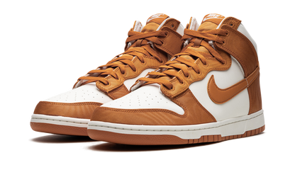 Dunk High "Monarch" DV7223 800