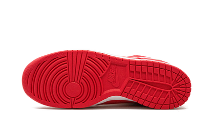 Dunk Low "Hyper Red" 318019 604