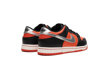 Dunk Low PS "Martian" DV1988 001