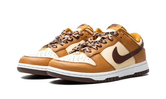 Dunk Low SE WMNS "Cherry Charms - Desert Ochre" HQ7487 700