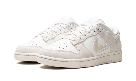 DUNK LOW WMNS "Ridescent Swoosh" HF5074 133