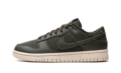 Dunk Low PRM "Sequoia" DZ2538 300