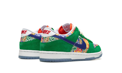 Dunk Low "Foam Finger GS" DZ5299 300