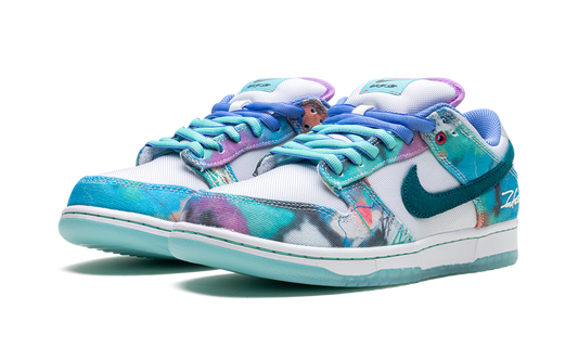 Dunk Low SB "Futura Laboratories - Bleached Aqua" HF6061 400