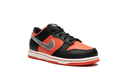 Dunk Low PS "Martian" DV1988 001