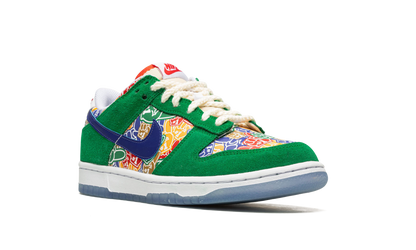 Dunk Low "Foam Finger GS" DZ5299 300