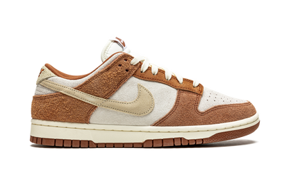 Dunk Low PRM "Medium Curry" DD1390 100