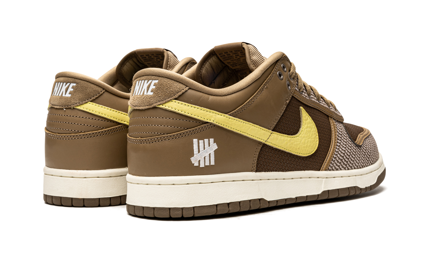 Dunk Low SP "Undefeated - Canteen" DH3061 200