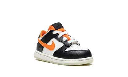 Dunk Low PRM TD "Halloween" DM0717 100