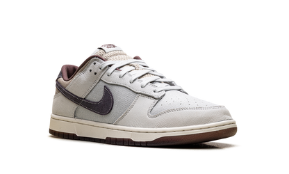 Nike Dunk Low "Off White / Spruce Aura" IB6752 100