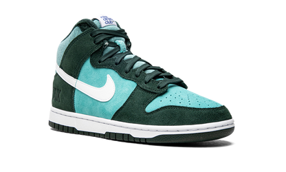 Dunk Hi Retro SE "Athletic Club - Pro Green" DJ6152 300