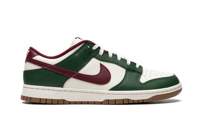 Dunk Low Retro "Gorge Green / Team Red" FB7160 161