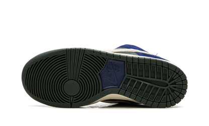 SB Dunk "Deep Royal Blue" HF3704 400